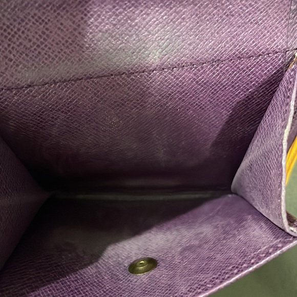 Louis Vuitton Epi Yellow Wallet - Picture 5 of 10